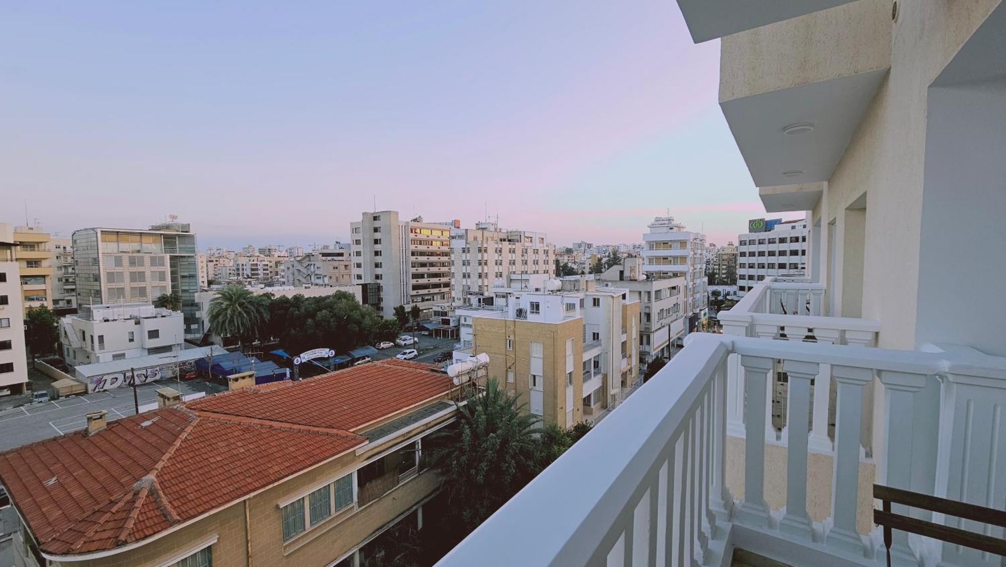 Stay Cosmo City Suites Nicosia Exterior foto