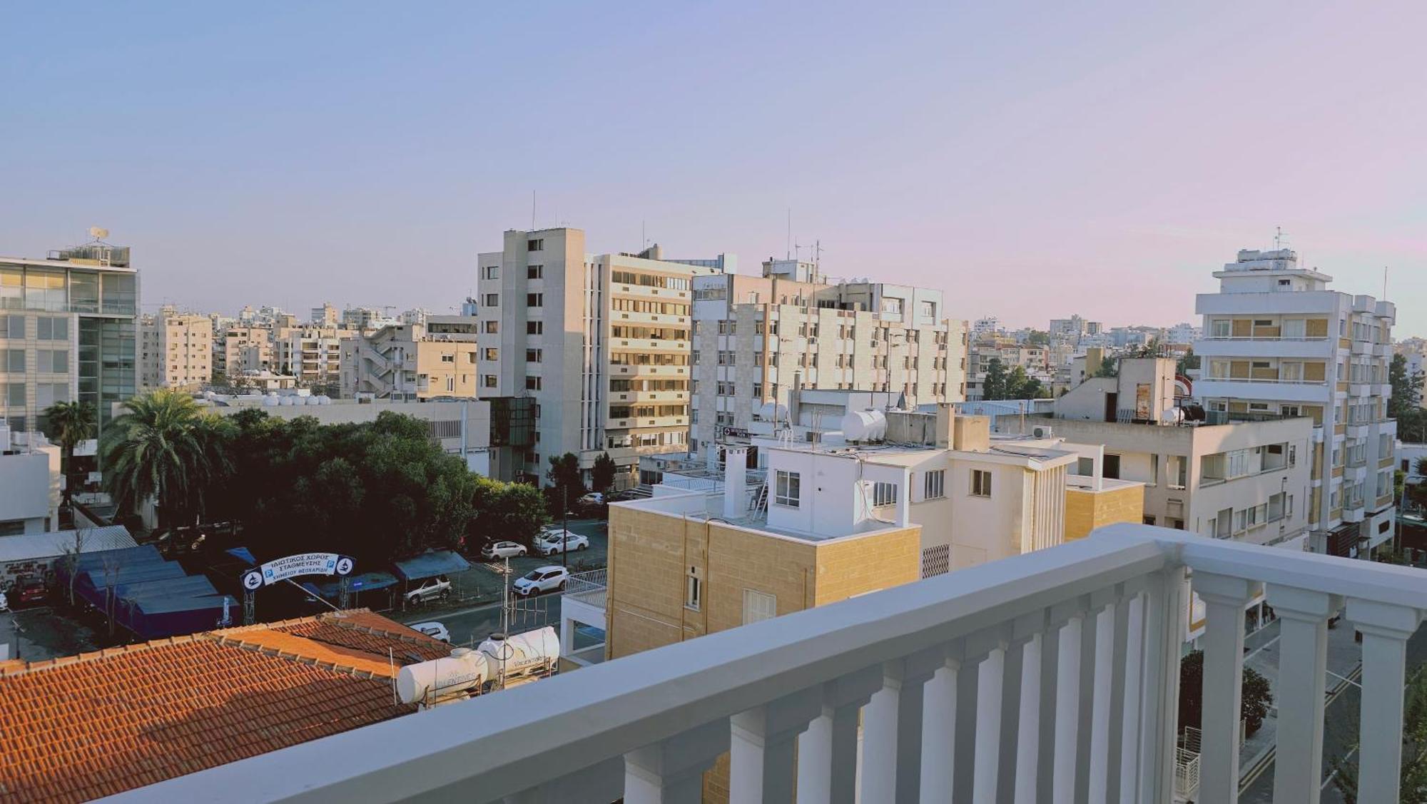 Stay Cosmo City Suites Nicosia Exterior foto